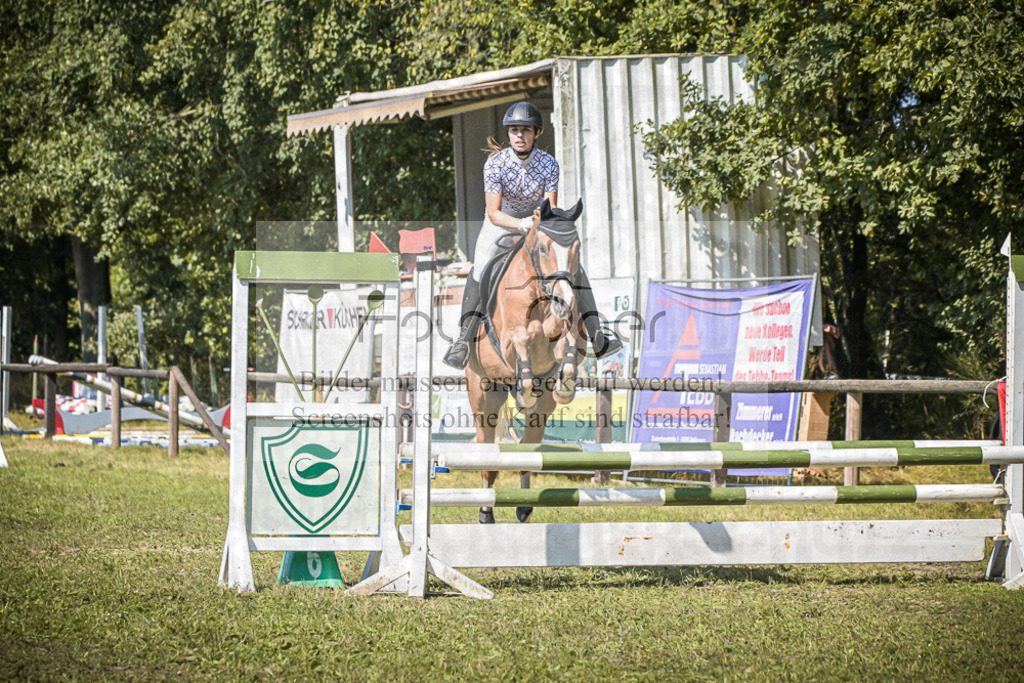 DOS_0558 | Entdecke hochwertige Reitturnierfotos von Foto Oger. Professionell, emotional und authentisch – jetzt Lieblingsmomente im Shop bestellen.Deutschlandweite Turnierfotografie. - Realisiert mit Pictrs.com