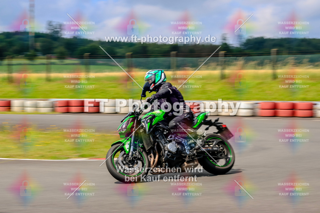 _TCM3304 | Hier findet Ihr Bilder von Touristenfahrten auf der Nürburgring Nordschleife oder von anderen Veranstaltungen die ich besucht habe. Viel Spass beim Durch Schauen 