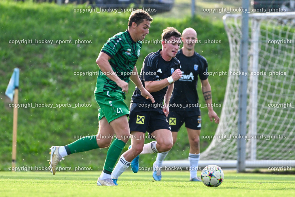 SC Landskron vs. Thal Assling  | #9 Luka Gajic SC Landskron, #10 Julian Jakob Moser Thal Assling, SC Landskron vs. Thal Assling , SC Landskron vs. Thal Assling  am 09.08.2024 in Villach (Sportanlage Landskron), Austria, (Photo by Bernd Stefan)