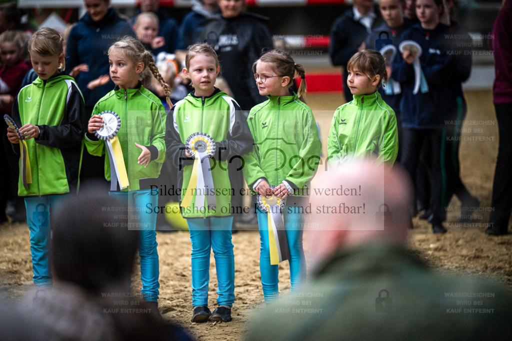 DOS_0324 | Entdecke hochwertige Reitturnierfotos von Foto Oger. Professionell, emotional und authentisch – jetzt Lieblingsmomente im Shop bestellen. - Realisiert mit Pictrs.com