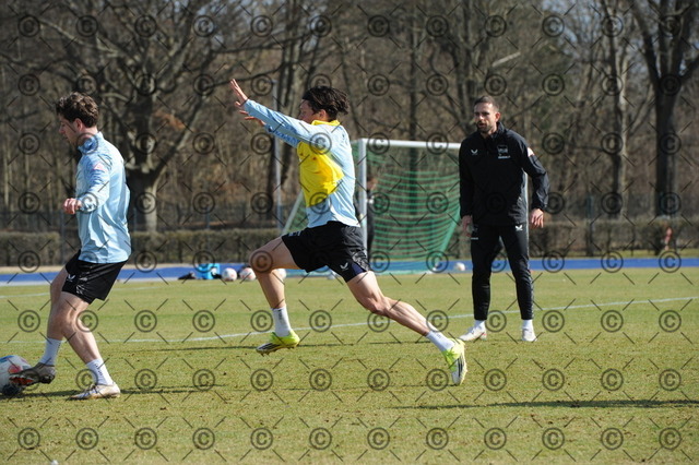 RGE_8962 | Hertha BSC, 2.Bundesliga, Herren, Training auf dem Hanns-Braun-Platz, Saison 2025/26, Fabian Reese ( Hertha BSC ),  17.03. 2026, Fotograf: Ralf Gebhardt - Realisiert mit Pictrs.com