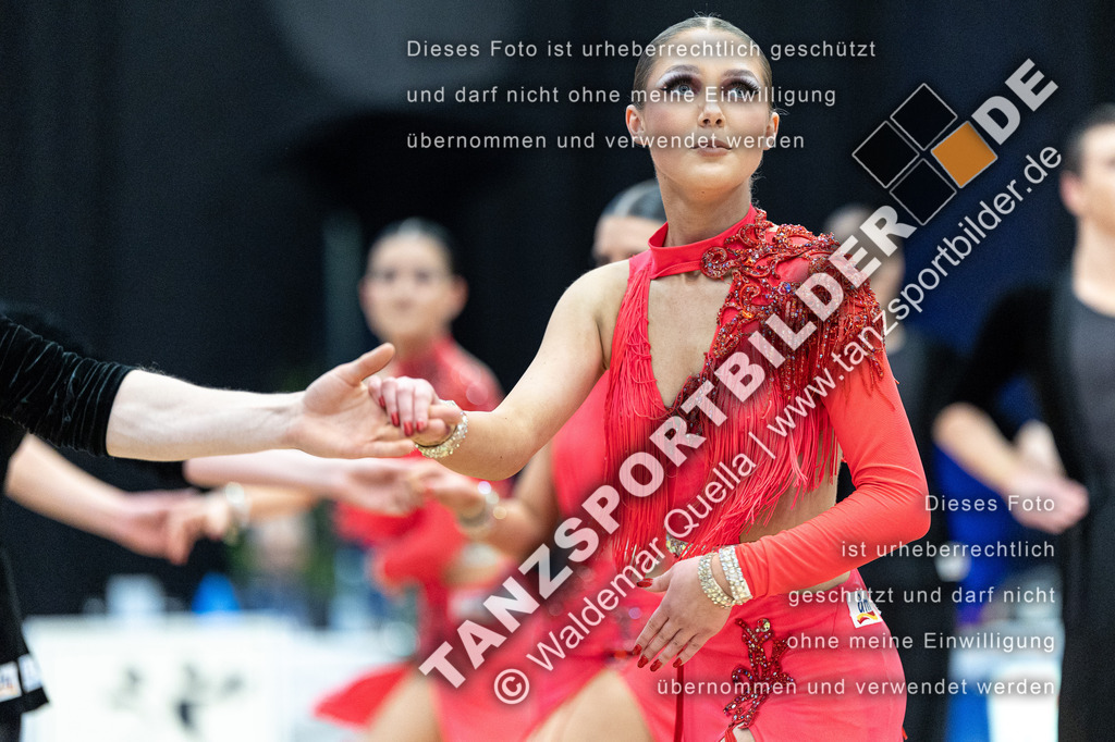 20240406-10997 | Hier finden Sie Tanz Bilder vom Latein und Standard Formationen tanzen. Sportbilder vom Tanzsport. Schöne Fotos und von Weltmeisterschaft, Europameisterschaft, Bundesliga, Regionalliga, Oberliga und Landesliga sowie von GOC Stuttgart, DanceComp, WM Bremen