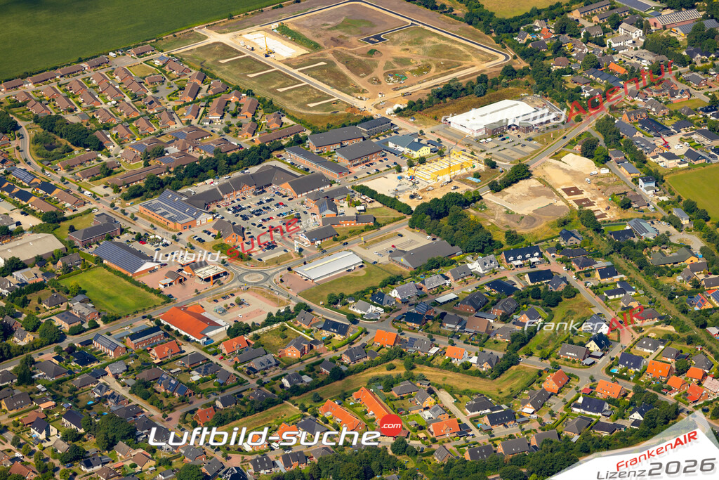 Das Luftbild der Stadt Handewitt wurde 2022 vom Flugzeug heraus erstellt (keine Drohnen-Aufnahmen) Aufnahmehöhe ca.450 Meter- hohe Bildauflösung und Druck-Qualität. Garantiert!