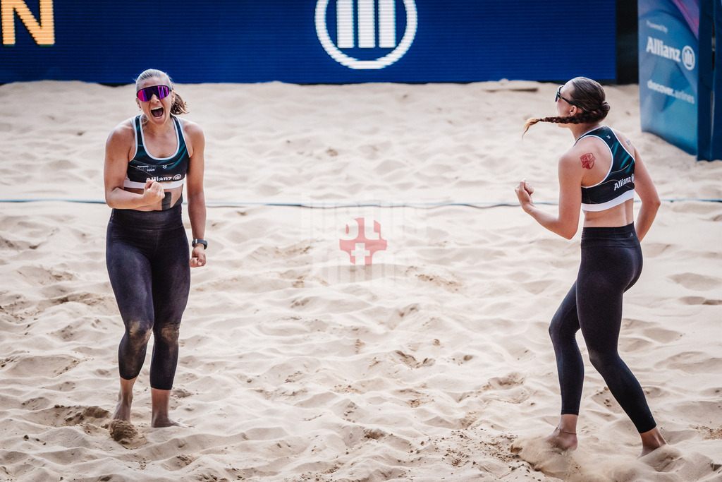 Beachvolleyball | Frauen | Allianz German Beach Tour 2025 | Tourstop Düsseldorf | 16.05.2025 | v.l. Jubel bei Leonie Klinke und Elea Beutel