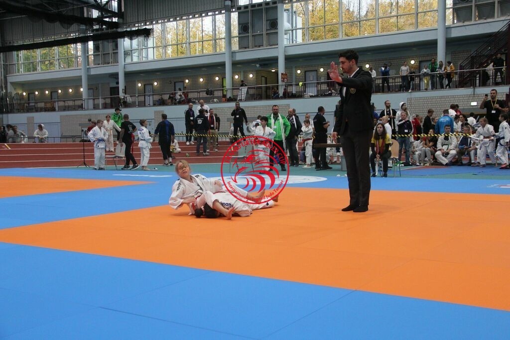 IMG_3191 | Fotos vom Adler Cup - Pictures from Adler Cup

Hier findet Ihr alle Eindrücke und großen Momente der Adler Cup Wochenenden. Here you will find all impressions and great moments of the Adler Cup weekends. - Realisiert mit Pictrs.com