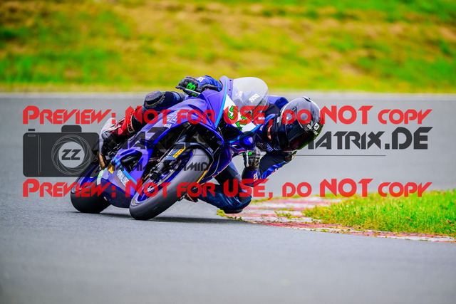 MaZZes_FotoMatrix_240726_6007705_9220 | R7