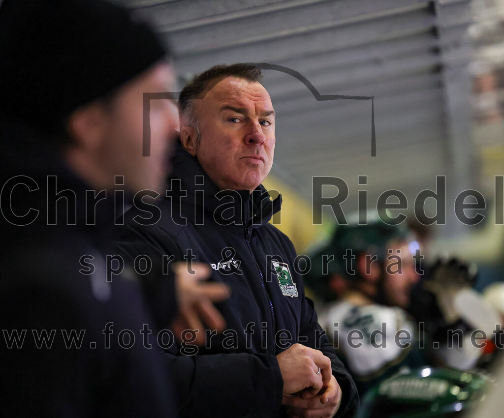 2026-01-06_067_TSV_Erding_gegen_EV_Lindau_Islanders | Erding, Deutschland, 06.01.2026:Eishockey, Oberliga Süd 2025 / 2026, 35. Spieltag, TSV Erding gegen EV Lindau Islanders, Endergebnis: 2:5Teamchef Thomas Daffner (Erding Gladiators)Foto: Christian Riedel / fotografie-riedel.net