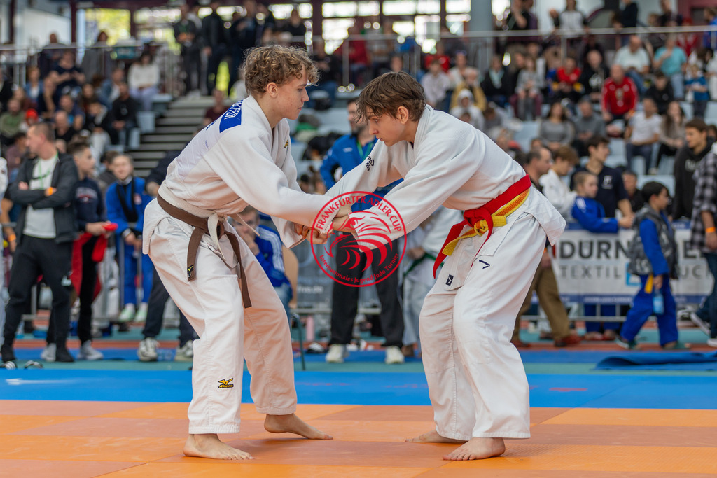 Internationaler Adler Cup 2024 | Foto vom Internationalen Adler Cup Judo Turnier im Sport- und Freizeitzentrum Kalbach im Oktober 2024 - Realisiert mit Pictrs.com