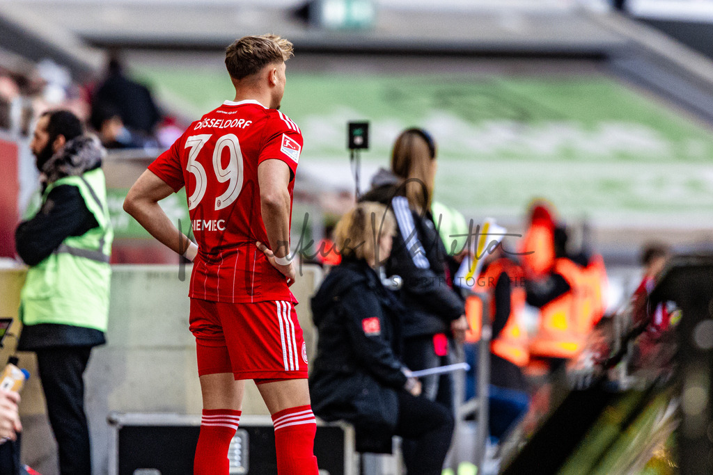 Fortuna Düsseldorf vs. Karlsruher SC | Düsseldorf, 30.04.2023: 2. Bundesliga, 30. Spieltag, Fortuna Düsseldorf gegen Karlsruher SC in der Merkur Arena in Düsseldorf. Foto: sportfotografie.ms | Markus Paletta - Realisiert mit Pictrs.com
