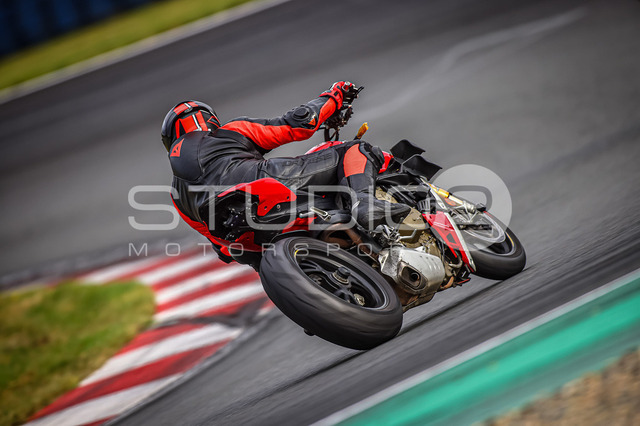 0396-240925_MO-003_396 | Deine Full-Service-Agentur für ✔️Videoproduktionen und ✔️Motorsportfotografie Jetzt Angebot anfragen!
