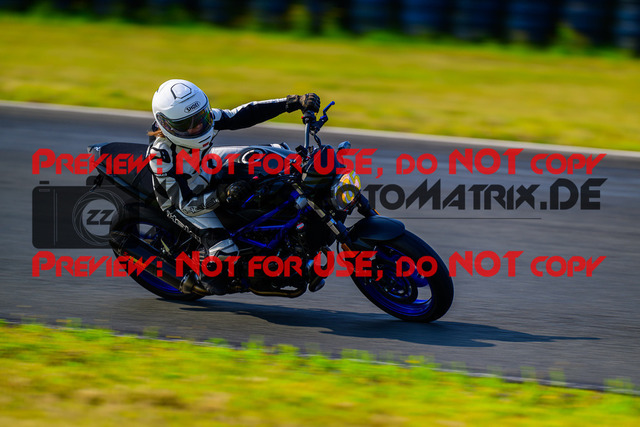 MaZZes_FotoMatrix_240725_6007705_6405 | GELB