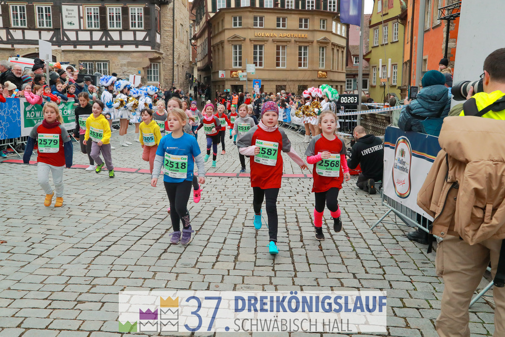 AOK JuniorCup 400m | 3Koenigslauf 2023 - Realisiert mit Pictrs.com