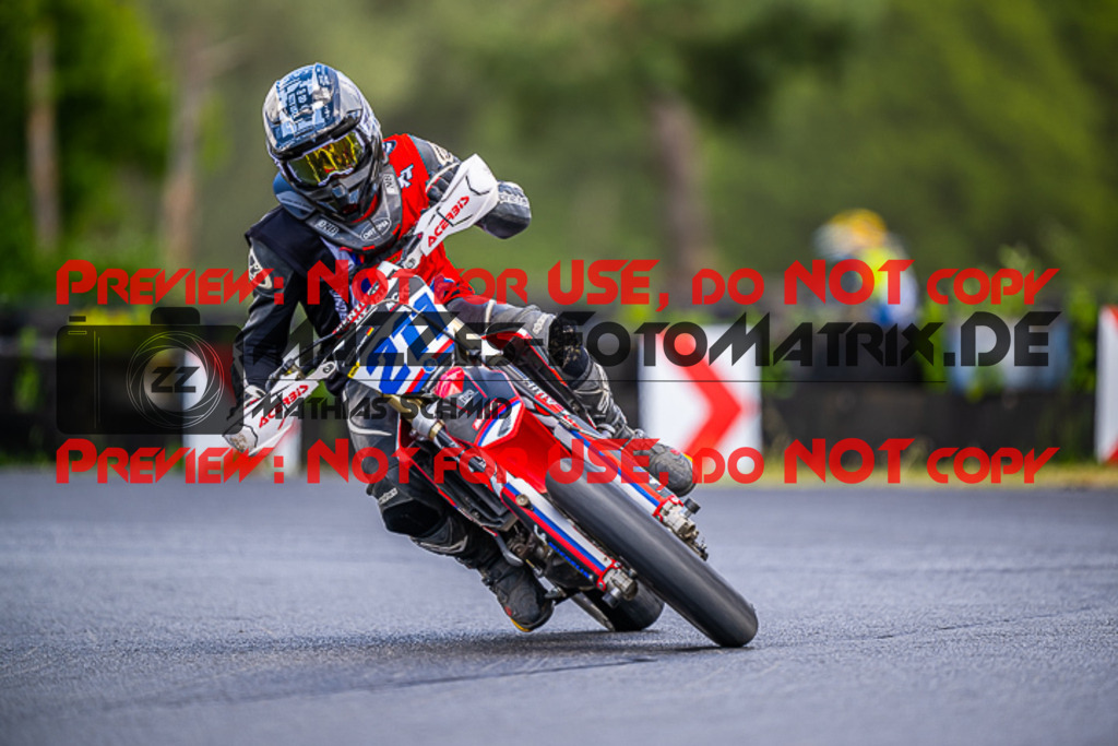 MaZZes_FotoMatrix_220528_1596 | Fotograf Mathias Schmid
Sportfotograf,
Eventfotograf,
Hochzeitsfotograf,
Portraitfotograf