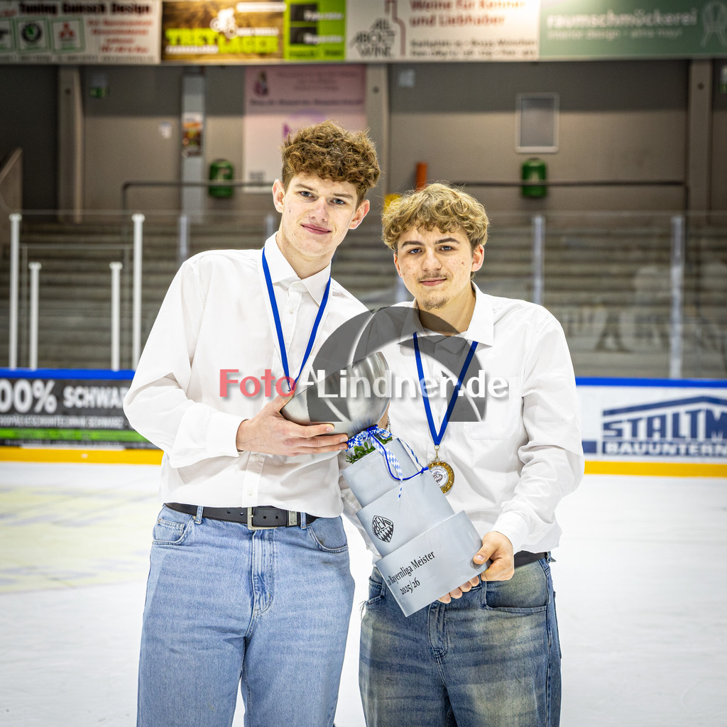 Peißenberg MINERS U20 Meisterfeier | Eishockey Bayernliga U20 Siegerehrung 2026, Peißenberg MINERS U20 Meisterfeier, 20260314,,2026-03-14 in Peißenberg (flatbuy Arena Peißenberg), Copyright: WolfgangxLindner www.foto-lindner.de