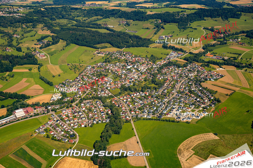 Das Luftbild zeigt :  Ottenbach - Die Luftaufnahme wurde 2024 vom UL-Flugzeug aus erstellt ( keine Drohne ) - Hochauflösende Luftaufnahme - Für grossformatige Ausdrucke geeignet. Die Geschenkidee !Mit Lizenz und Bildrechte bestellbar