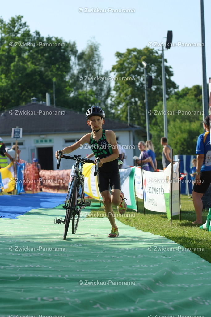 Tag 1 Rad Klein-055 | Urban. Natur. Panorama. Luftbild. 
Der Bildershop für aufregende Perspektiven!
Für Deko, Wandbild und Kalender!
Wir bringen LED-Bilder zum Leuchten!
