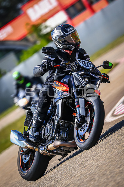 0108-260508DCB-058_108 | Deine Full-Service-Agentur für ✔️Videoproduktionen und ✔️Motorsportfotografie Jetzt Angebot anfragen!