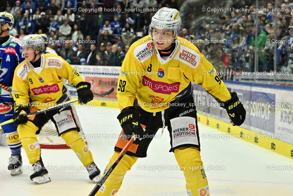 EC IDM WÄRMEPUMPEN VSV vs. Vienna Capitals | #98 Cole Hults Vienna Capitals, EC IDM WÄRMEPUMPEN VSV vs. Vienna Capitals, EC IDM WÄRMEPUMPEN VSV vs. Vienna Capitals am 16.11.2025 in Villach (Stadthalle Villach), Austria, (Photo by Bernd Stefan)