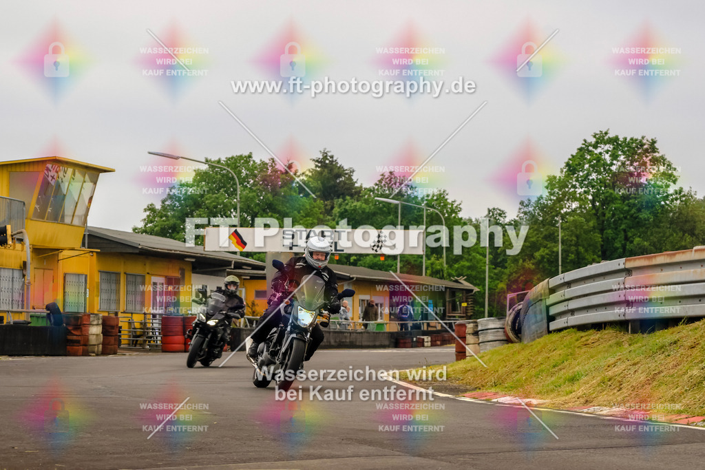 OBK-5928 | Hier findet Ihr Bilder von Touristenfahrten auf der Nürburgring Nordschleife oder von anderen Veranstaltungen die ich besucht habe. Viel Spass beim Durch Schauen 