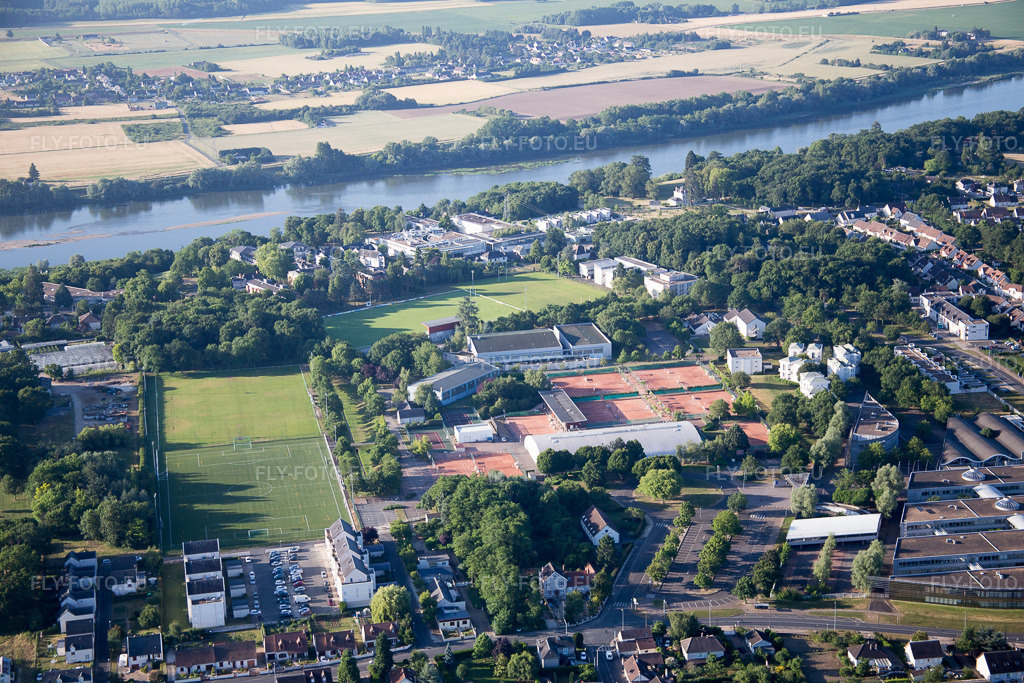 Vue aérienne: Vue de la ville à Blois dans le département Loir et Cher, France. Photo: IMG_082024.jpg prise le 20/06/2015 par Werner Riehm/FLY-FOTO.euRésolution de l'original: 5472 x 3648 px
