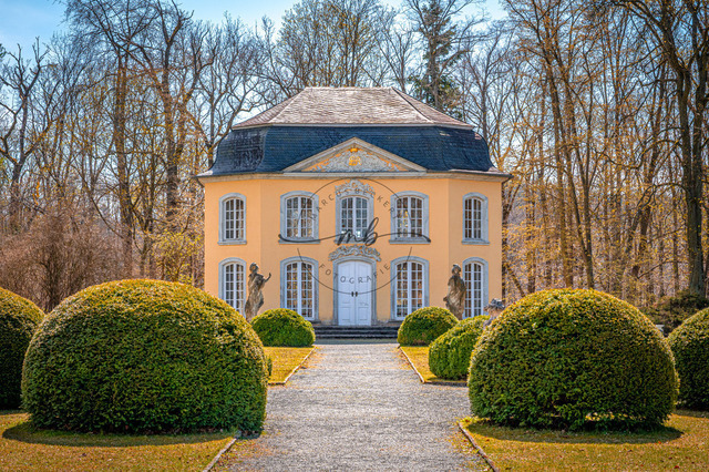 Schlossgarten beim Schloss Burgk | Der imposante Schlossgarten im Schloss Burgk - Realisiert mit Pictrs.com