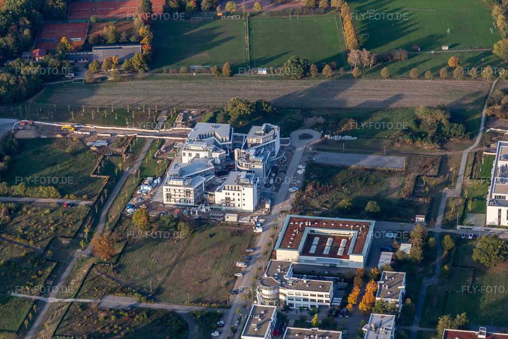 Luftbild: LTC - Linder Technologie Campus mit Weum GmbH, Systec&Services sowie Systec&Solutions in der Wilhelm-Schickard-Straße im Technologiepark Karlsruhe im Ortsteil Rintheim in Karlsruhe im Bundesland Baden-Württemberg in Deutschland. Foto: IMG_123435.jpg vom 19.10.2020 durch Werner Riehm/FLY-FOTO.de