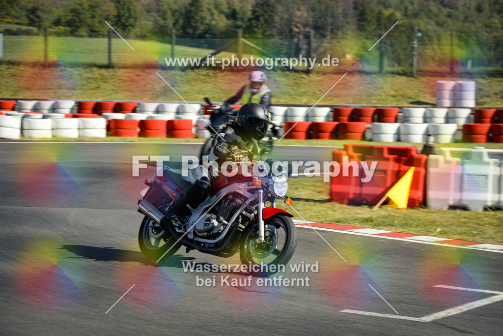 OBK_Mai_Martina_Markus-10233 | Hier findet Ihr Bilder von Touristenfahrten auf der Nürburgring Nordschleife oder von anderen Veranstaltungen die ich besucht habe. Viel Spass beim Durch Schauen 