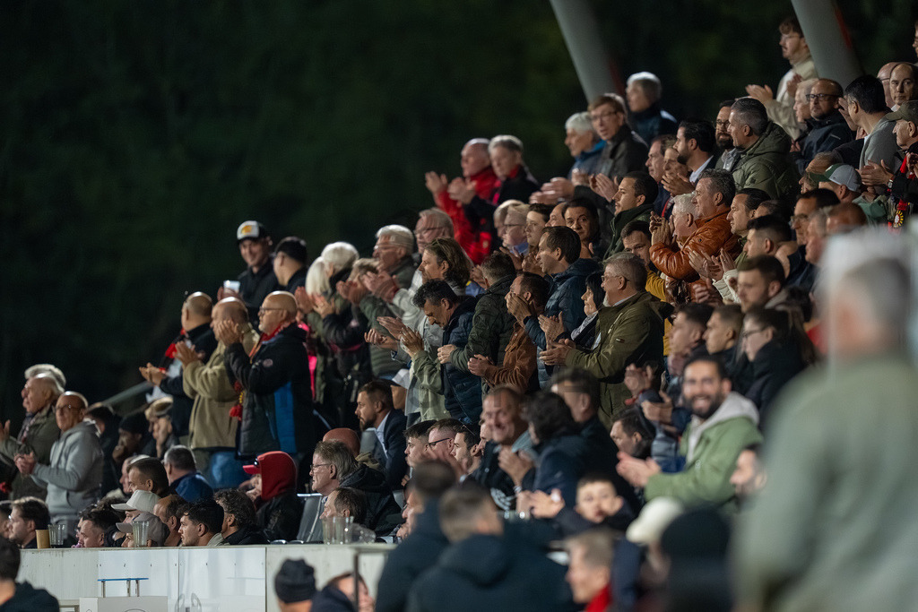 SG Sonnenhof Großaspach vs. SGV Freiberg, Fussball, Regionalliga Suedwest, 30. Spieltag, 22.04.2026 | Zuschauer,SG Sonnenhof Großaspach vs. SGV Freiberg, Fussball, Regionalliga Suedwest, 30. Spieltag, 22.04.2026