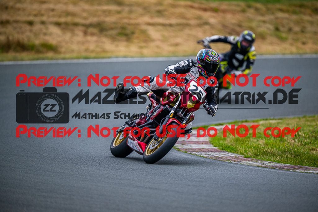 MaZZes_FotoMatrix_220723_1900 | TWIN