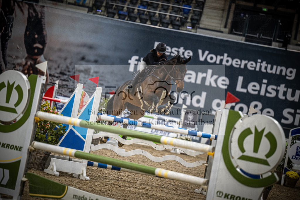 DOS_0179 | Entdecke hochwertige Reitturnierfotos von Foto Oger. Professionell, emotional und authentisch – jetzt Lieblingsmomente im Shop bestellen.Deutschlandweite Turnierfotografie. - Realisiert mit Pictrs.com