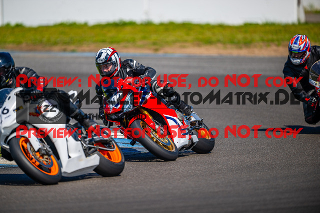 MaZZes_FotoMatrix_240520_6021986_6089 | Fotograf Mathias Schmid
Sportfotograf,
Eventfotograf,
Hochzeitsfotograf,
Portraitfotograf