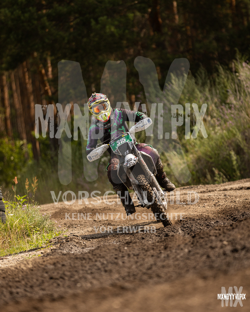 866A1324 | mxndyyvipix