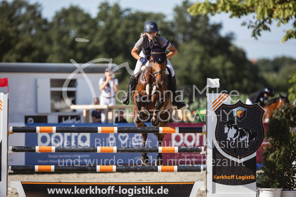 240711_BHO_M1-Spr-1-602 | Deine schönsten Turniermomente als professionelle Fotos! Entdecke hochwertige Pferdesport-Fotografie im Online-Shop. Jetzt Fotos finden & bestellen!
