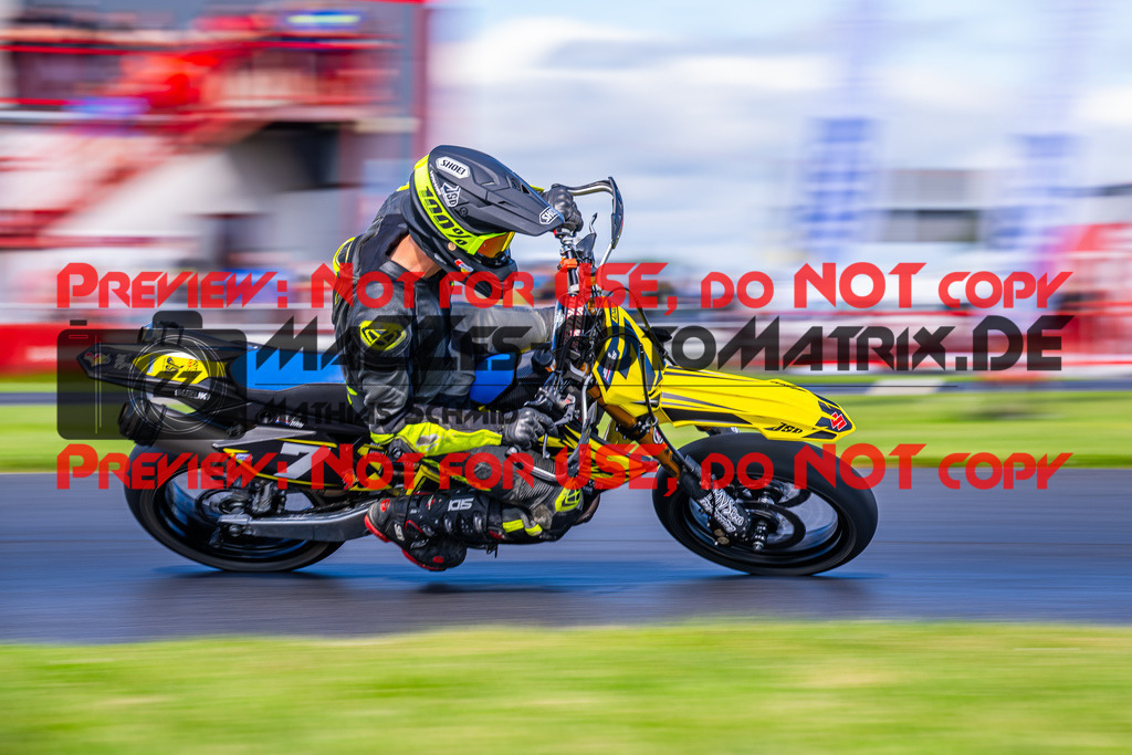 MaZZes_FotoMatrix_240713_6021986_3761 | S1