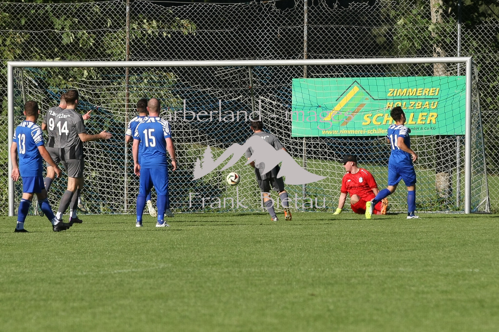 993T1686 | Medien- Sport- Entertainmentfotos