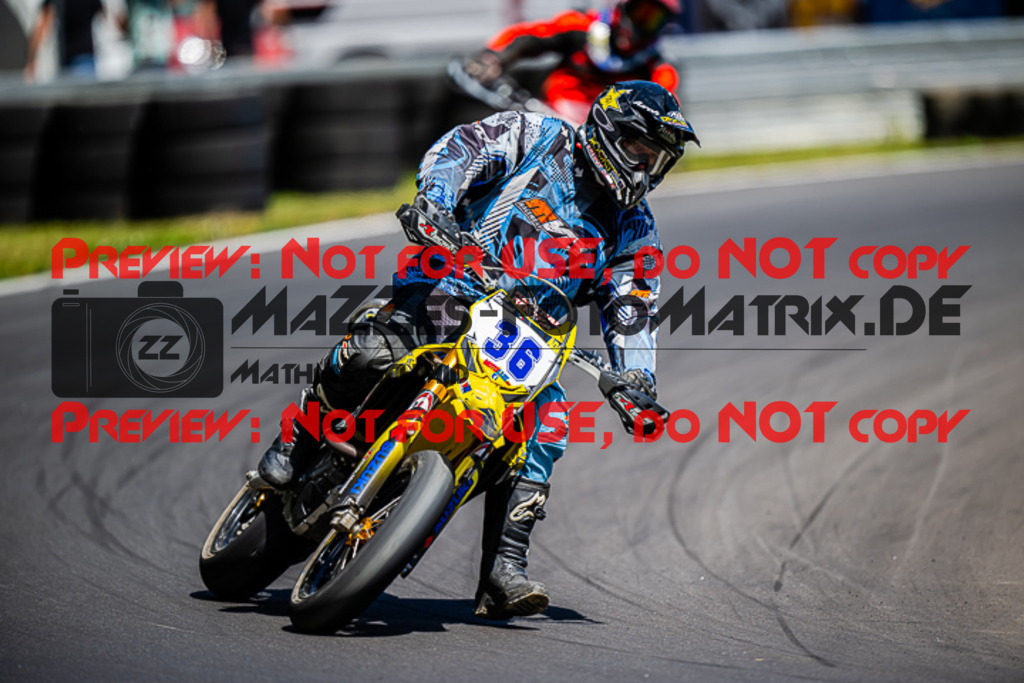 MaZZes_FotoMatrix_220702_7547 | S3