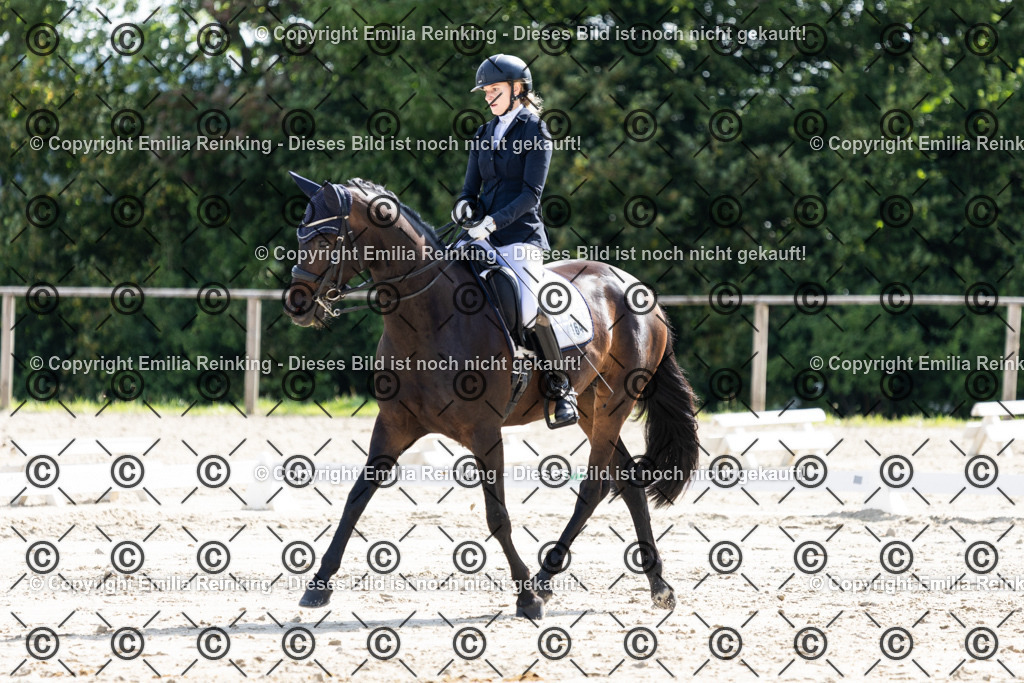 CL5A5941 | Emilia Reinking Fotografie - Realisiert mit Pictrs.com