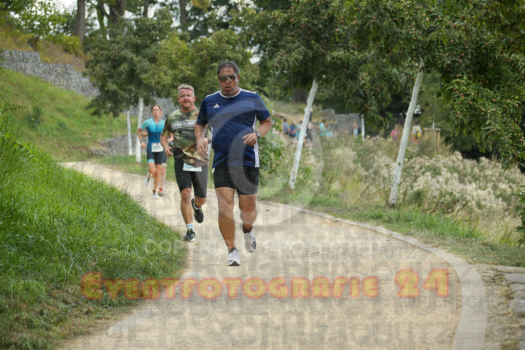 250824_1357_EX1_4428 | Sportfotografie im Rhein-Sieg Kreis, Köln, Bonn, NRW, Rheinland Pfalz, Hessen, etc. Unser Tätigkeitsfeld umfasst den Laufsport vom Volkslauf über den Marathon, Duathlon, Triathon bis zum Ultralauf wie Kölnpfad Ultra oder Schindertrail.