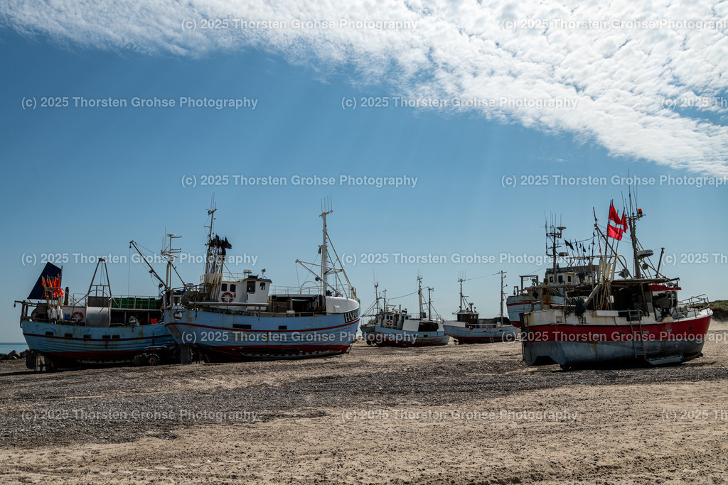 Thorup Strand, Denmark, 2023 | Thorup Strand is a natural harbour, Denmark's last coastal berth and the largest in Northern Europe. Thorup Strand ist ein Naturhafen, es ist der letzte Küstenanlegeplatz Dänemarks und der größte Nordeuropas. - Realisiert mit Pictrs.com