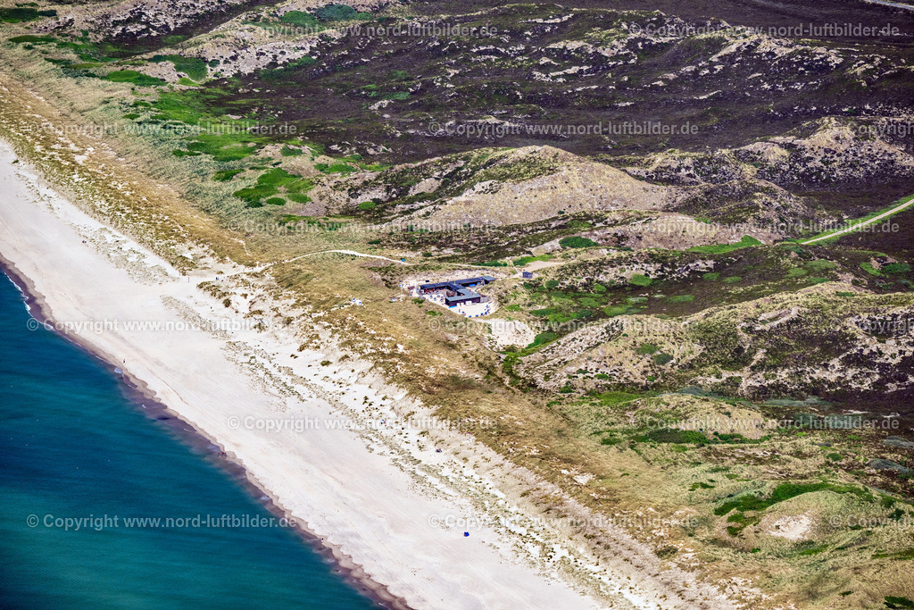 Sylt_List_Strandsauna_ELS_5603130625 | LIST 13.08.2025 Strandsauna List mit Sand- Dünen- und Wanderdünen- Landschaft in List auf Sylt im Bundesland Schleswig-Holstein, Deutschlan. // Strandsauna List with sand dunes and shifting dunes landscape in List on Sylt in the federal state of Schleswig-Holstein, Germany. Foto: Martin Elsen