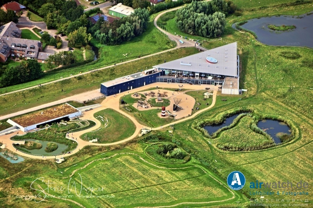Nordfriesland-Husum-Westerhever-SPO-Toenning-airwatch-wagner-240A6524 | Entdecken Sie atemberaubende Luftbilder und Fotografien auf airwatch.de - Tauchen Sie ein in eine Welt voller faszinierender Aufnahmen aus der Vogelperspektive.