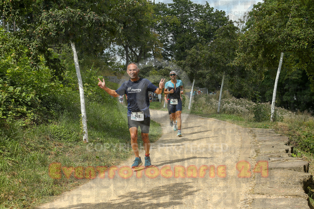 250824_1342_EX1_3308 | Sportfotografie im Rhein-Sieg Kreis, Köln, Bonn, NRW, Rheinland Pfalz, Hessen, etc. Unser Tätigkeitsfeld umfasst den Laufsport vom Volkslauf über den Marathon, Duathlon, Triathon bis zum Ultralauf wie Kölnpfad Ultra oder Schindertrail.