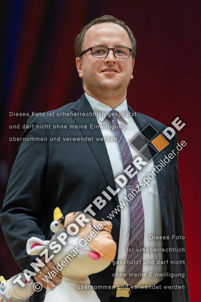 20230114-01887 | Hier finden Sie Tanz Bilder vom Latein und Standard Formationen tanzen. Sportbilder vom Tanzsport. Schöne Fotos und von Weltmeisterschaft, Europameisterschaft, Bundesliga, Regionalliga, Oberliga und Landesliga sowie von GOC Stuttgart, DanceComp, WM Bremen