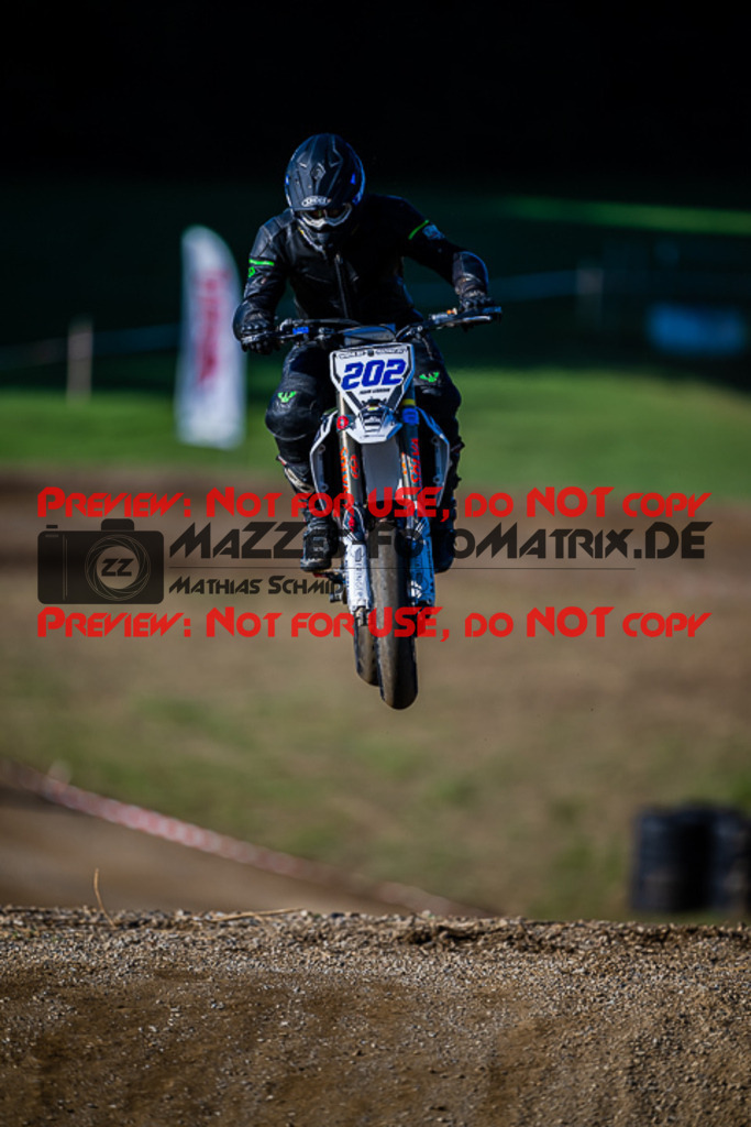 MaZZes_FotoMatrix_220903_9532 | S3