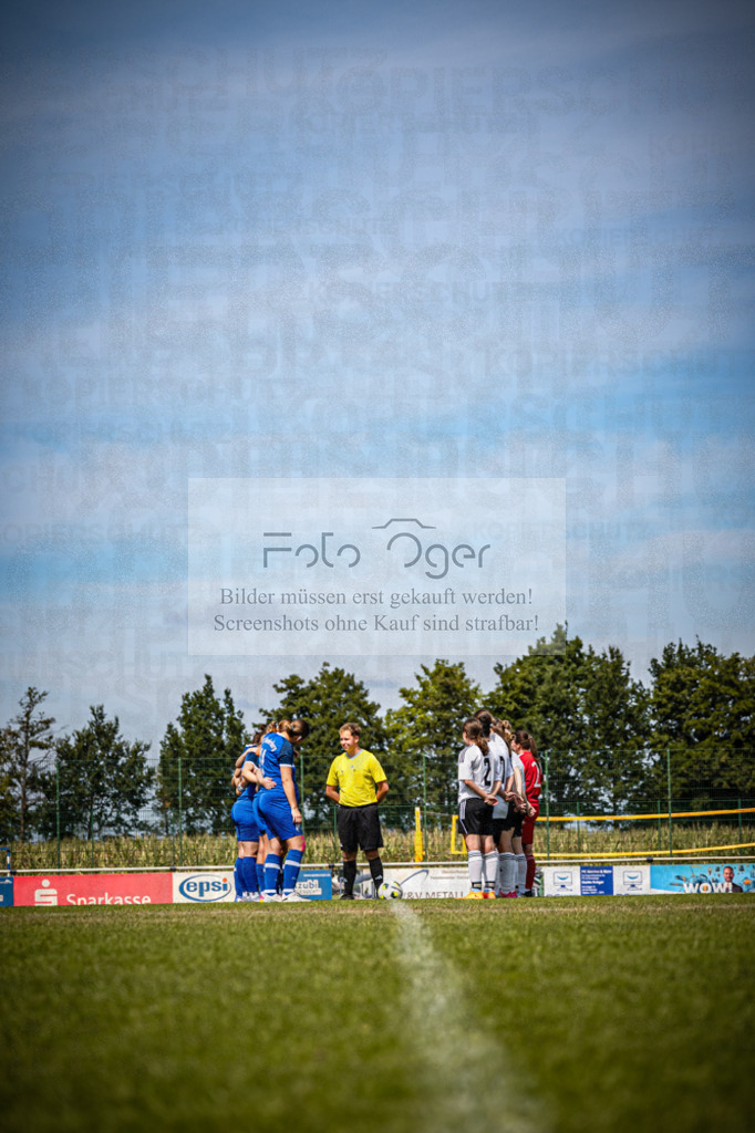 SG Bohmte/Ostercappeln/Schwagstorf - SV Harderberg - Frauen Bezirkpokal | Frauen Bezirkpokal · 1. Damen - 1. Damen · Sportplatz - Realisiert mit Pictrs.com