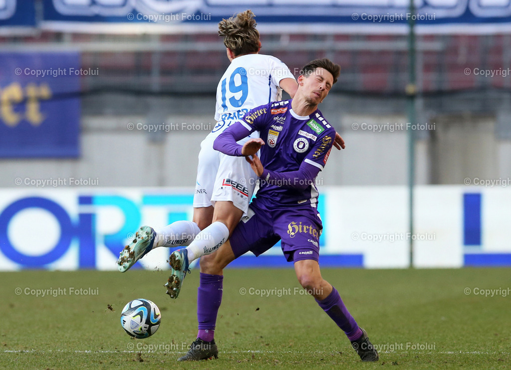 A_LUI_25022024_18 | SPORT,FUSSBALL, ADMIRAL BUNDESLIGA AUSTRIA KLAGENFURT - BLAU WEISS LINZ 25.02.2024 IM BILD :TILL SCHUMACHER  (KLAGENFURT) UND ALEXANDER BRIEDL (BLAUWEISSLINZ) FOTO:FOTOLUIMW