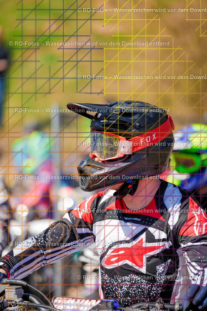3 Lauf Mernes-111 | Sportfotografie von RO-Fotos: Motorsport, Motocross, Enduro, Laufveranstaltungen und Triathlon. Professionelle Fotos von Sportlern und Events. - Realisiert mit Pictrs.com