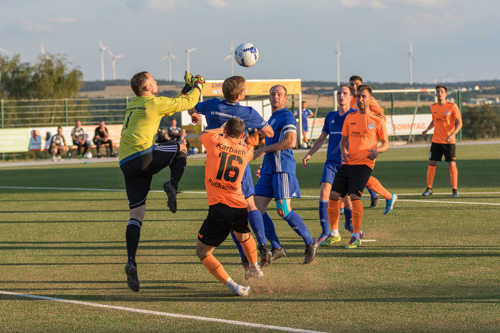 SG Morshausen - FC Karbach | Sportfotografie Hermann-Josef Stoffel - Realisiert mit Pictrs.com