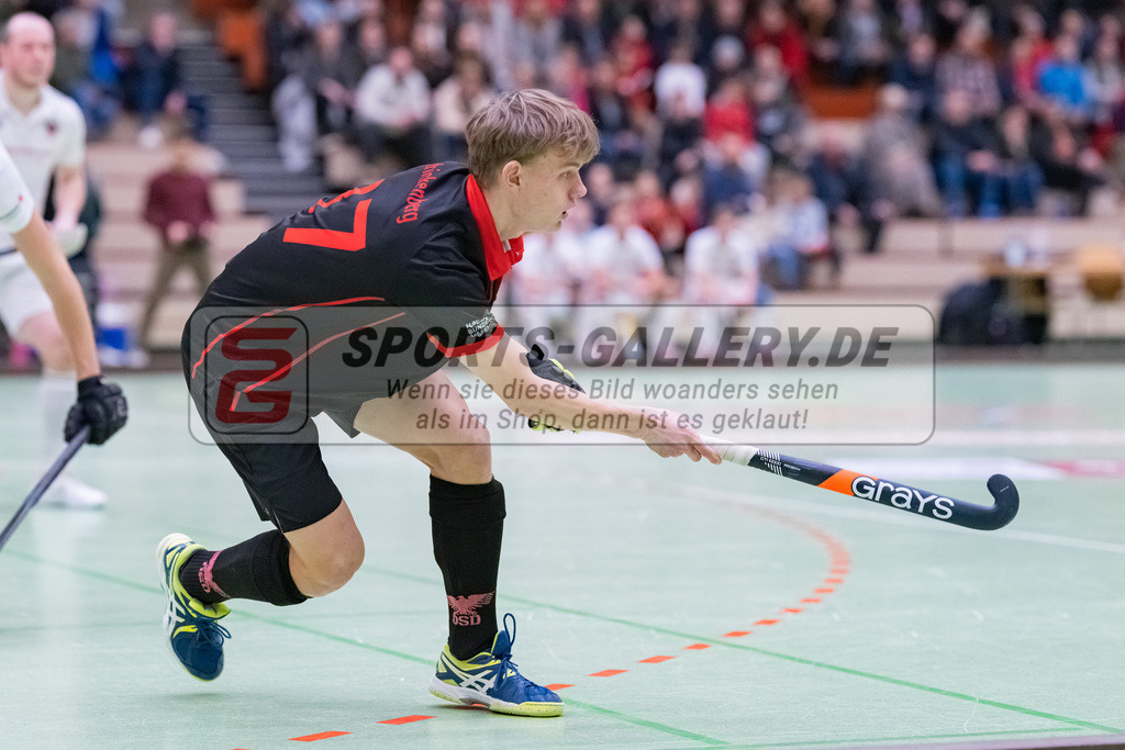HK_20230113_102683 | 1. Bundesliga ( Halle ) Herren Crefelder HTC - DSD Düsseldorf am 13.1.2023 Crefelder HTC  ( CHTC ) Halle Glockenspitz , Krefeld , Niclas Schickenberg ( DSD Düsseldorf #37 )