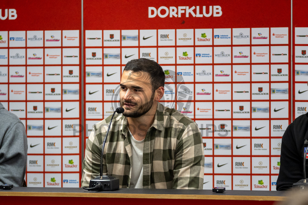 SG Sonnenhof Grossaspach vs. SSV Ulm 1846 Fussball, Fussball, WFV-Pokal, Viertelfinale, 01.04.2026 | Lucca Volkmer (Pressesprecher SG Sonnenhof Grossaspach),SG Sonnenhof Grossaspach vs. SSV Ulm 1846 Fussball, Fussball, WFV-Pokal, Viertelfinale, 01.04.2026